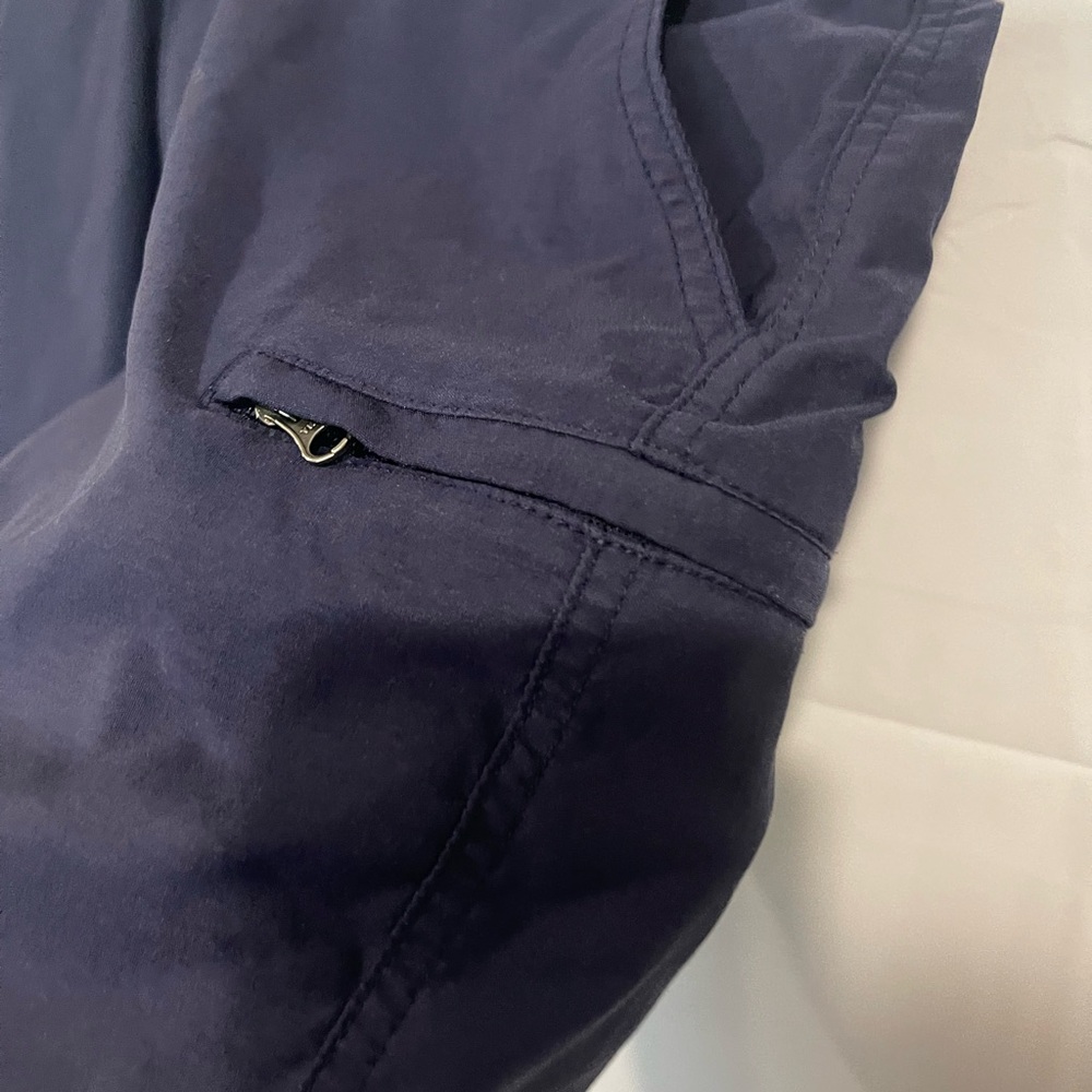 Women’s Duluth Trading Navy shorts 16 - Picture 5 of 6